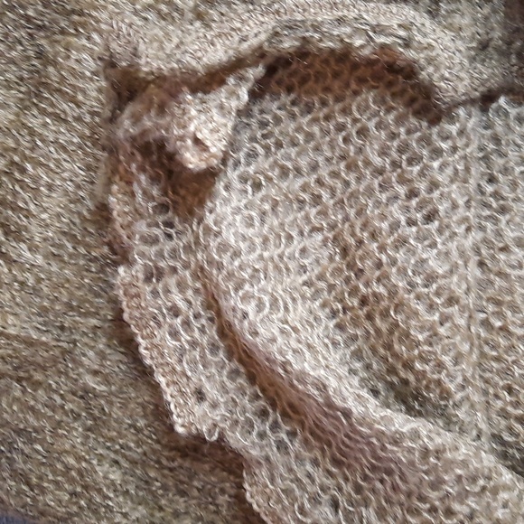 Cowl Scarf Two Tone Tan Warm Cozy Woven Soft Acrylic Washable Beautiful NWT - Picture 3 of 4